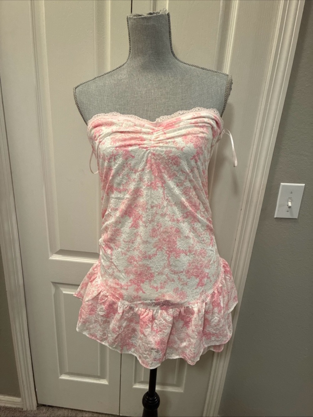 Victoria secret ladies strapless dress size XL - Picture 2 of 7